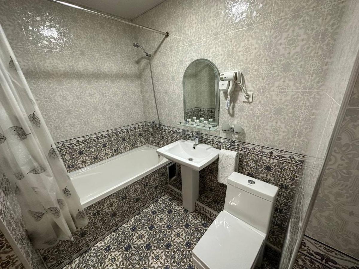 Antique Hotel Imran Buchara Exterior foto