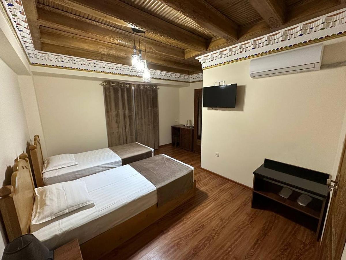 Antique Hotel Imran Buchara Exterior foto