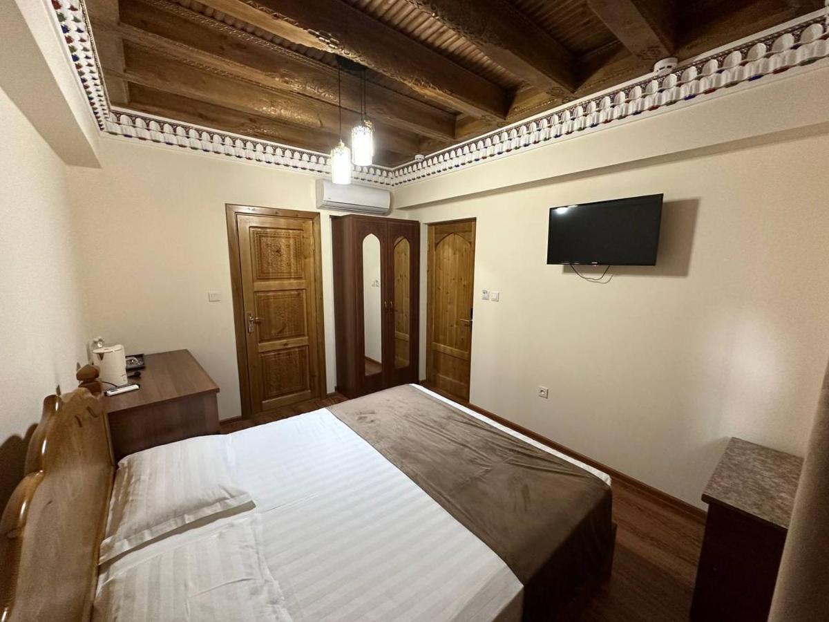 Antique Hotel Imran Buchara Exterior foto