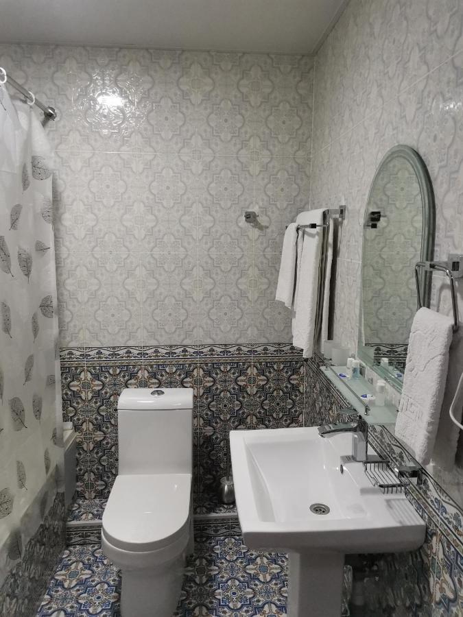 Antique Hotel Imran Buchara Exterior foto