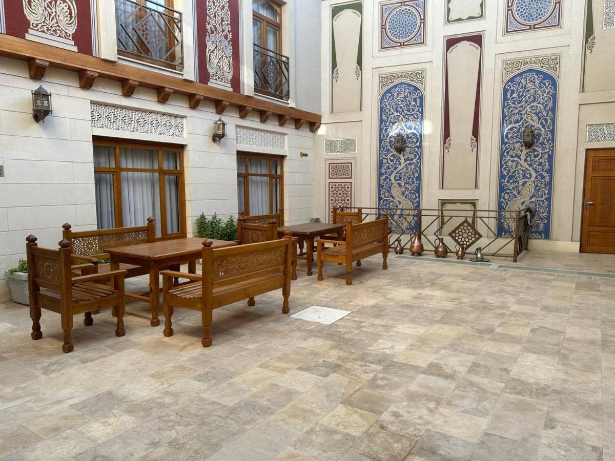 Antique Hotel Imran Buchara Exterior foto